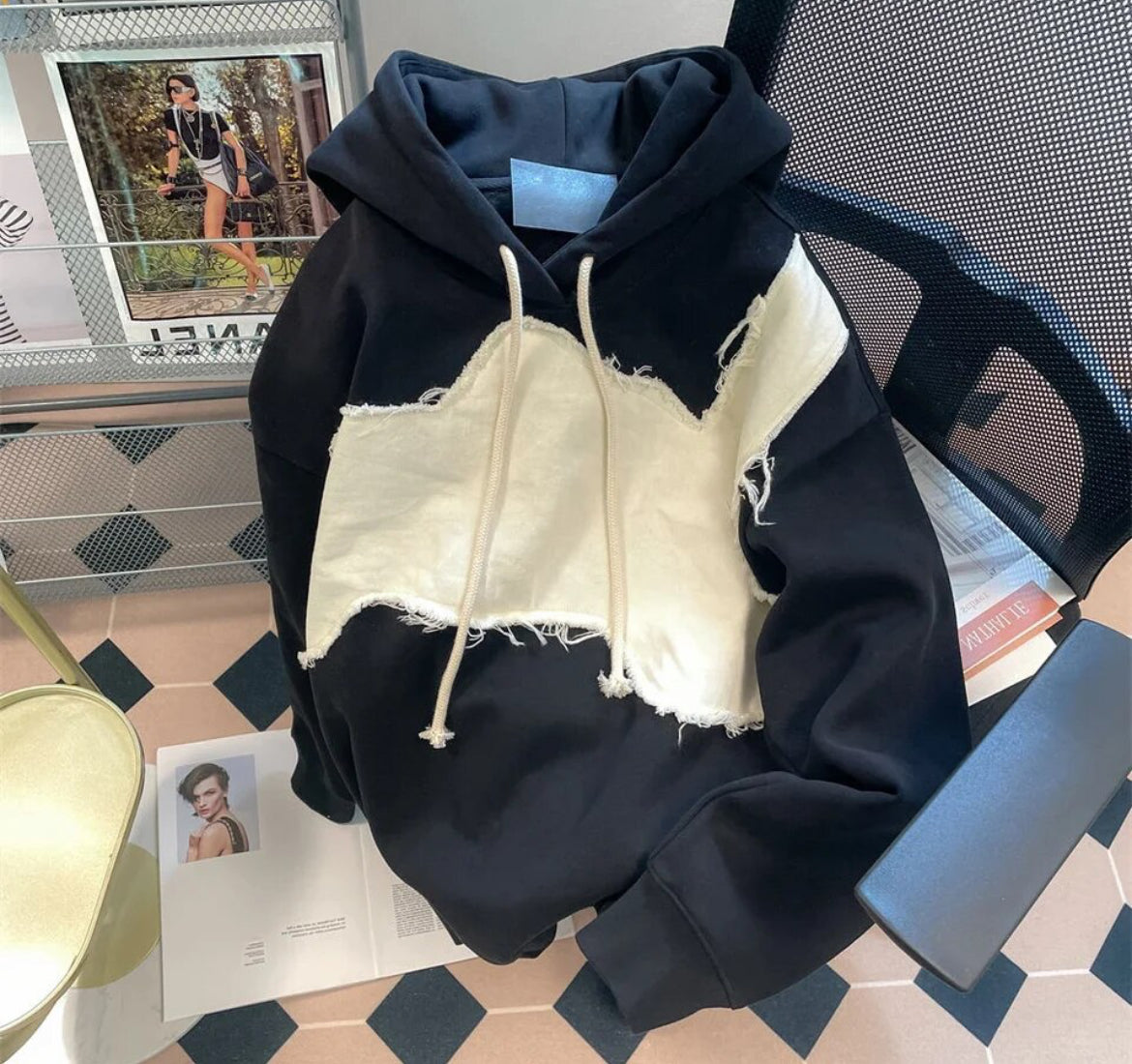 Hooded No Logo Sweatshirt